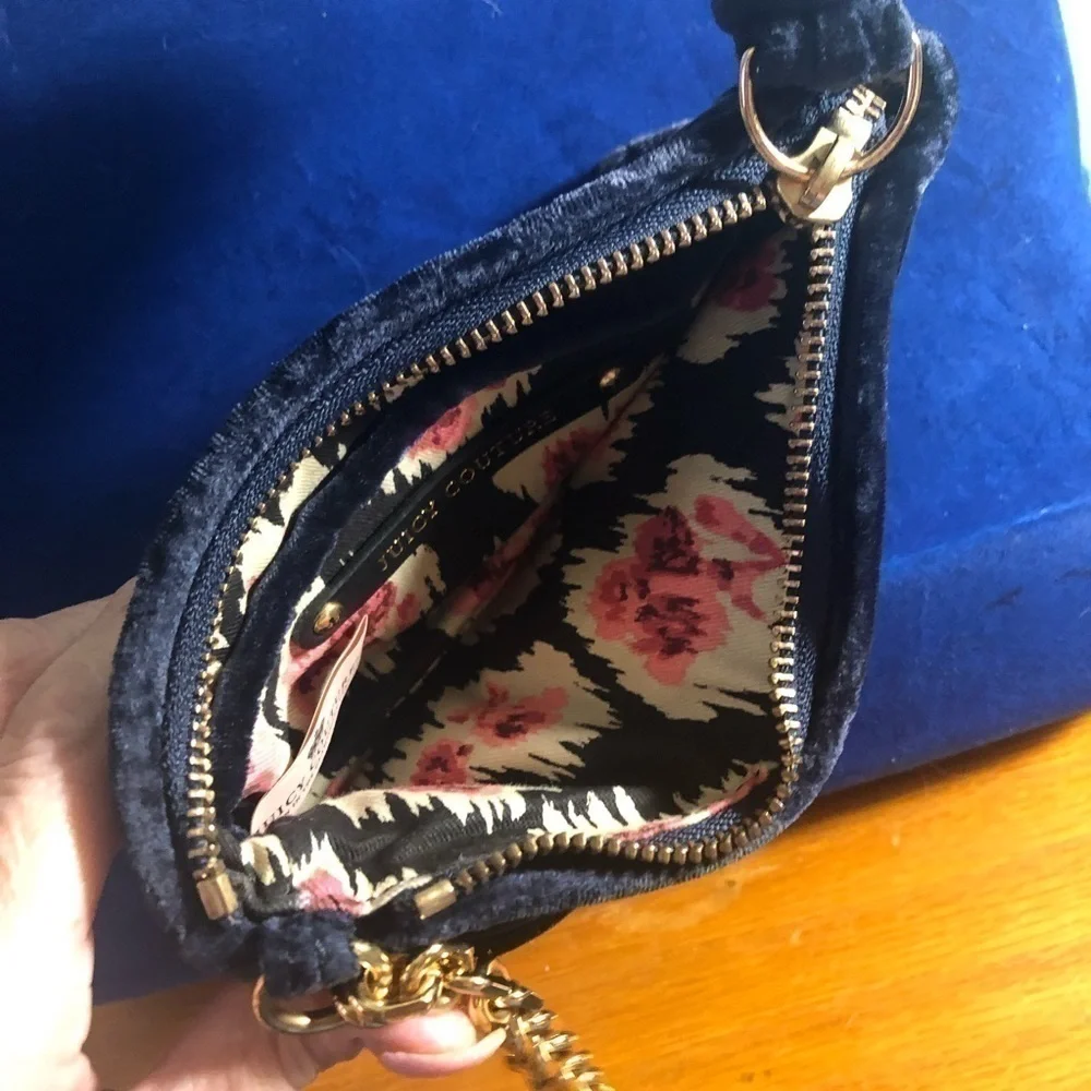 Adorable juicy couture velveteen and gold  Wristlet